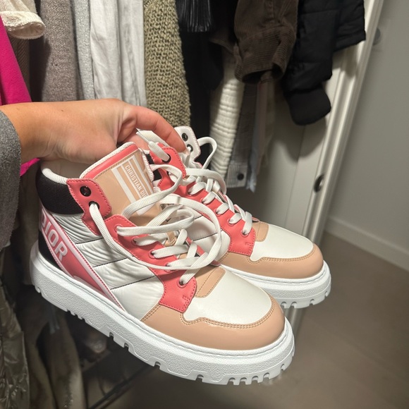 Brand new!! Christian Dior Women’s Sneaker - Picture 1 of 5